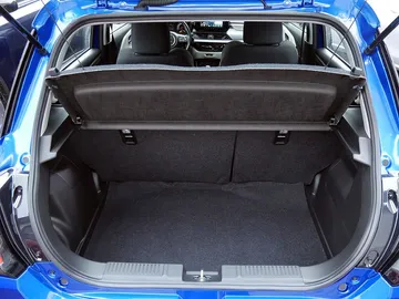 Car image 23