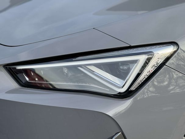 Cupra Leon ST e-Hybrid 180 kW image number 9