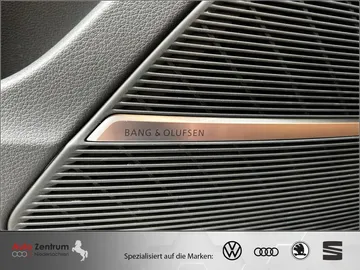 Car image 39