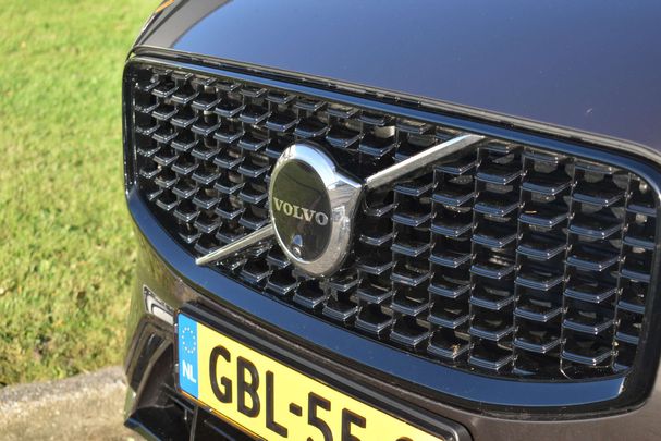 Volvo XC60 T6 AWD Ultimate 257 kW image number 4