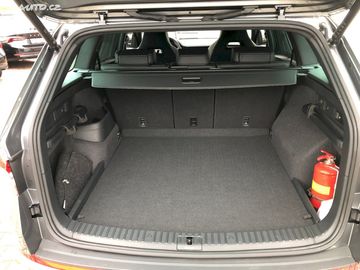 Car image 31