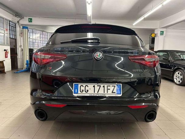 Alfa Romeo Stelvio 2.0 Turbo 206 kW image number 6