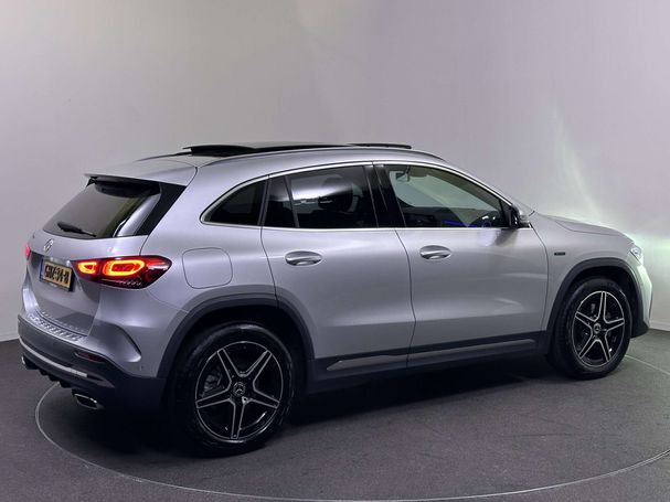 Mercedes-Benz GLA 250 e PHEV 160 kW image number 3