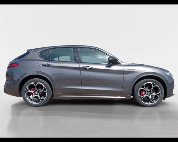 Alfa Romeo Stelvio 2.2 154 kW image number 4