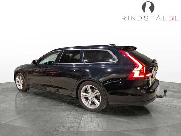 Volvo V90 D3 Kinetic 110 kW image number 2