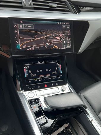 Audi e-tron 50 quattro 230 kW image number 14