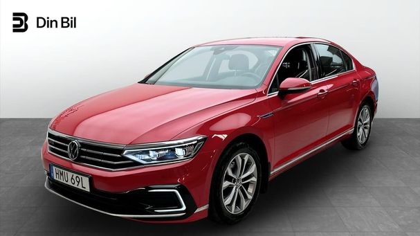 Volkswagen Passat GTE DSG 163 kW image number 1