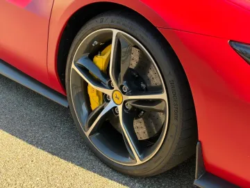 Car image 24