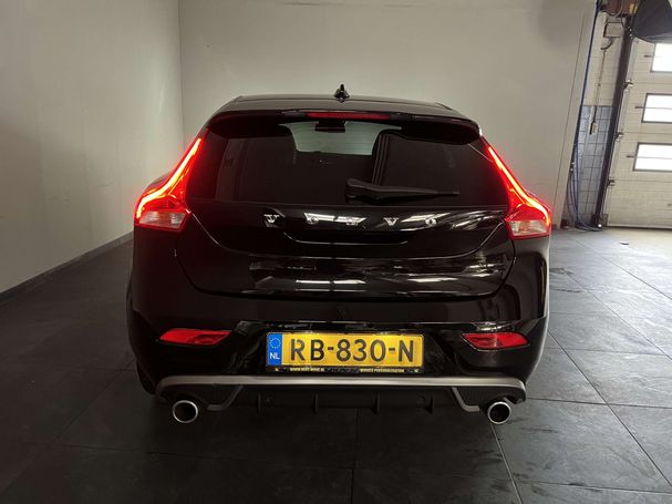 Volvo V40 D2 88 kW image number 12