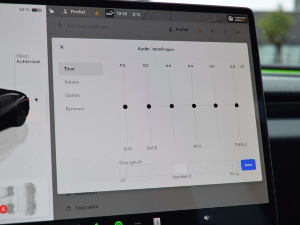 Tesla Model 3 Long Range AWD 366 kW image number 14