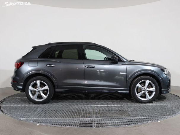 Audi Q3 40 TDI quattro S-line 140 kW image number 4