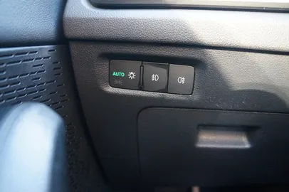 Car image 36