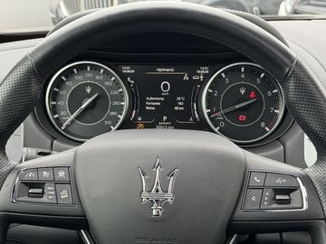 Car image 47