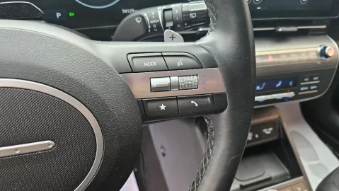 Car image 40