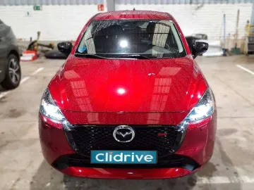 Car image 4