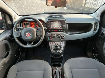 Car image 12