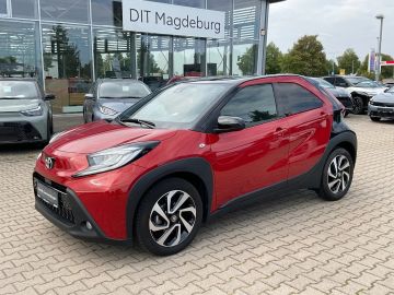 Car image 1