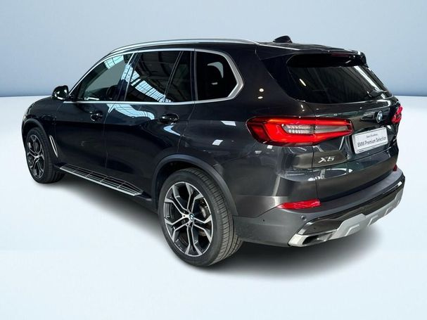 BMW X5 xDrive 195 kW image number 4