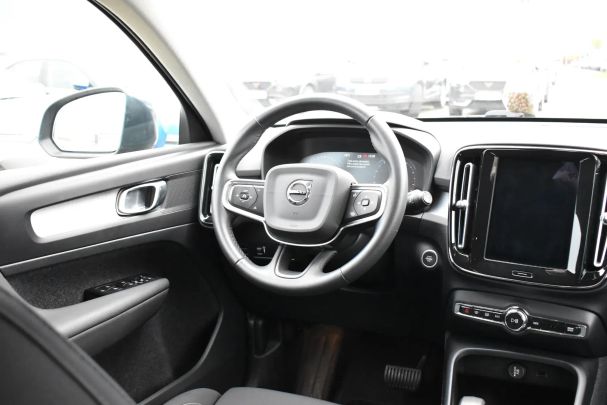 Volvo XC40 T3 Momentum 120 kW image number 21