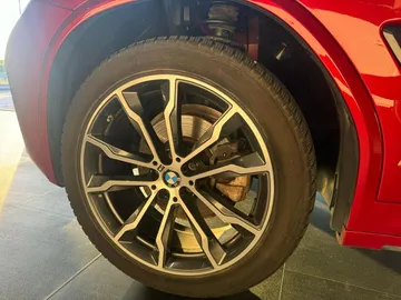 Car image 39