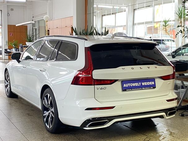 Volvo V60 T6 R Design AWD 251 kW image number 3