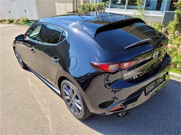 Mazda 3 SkyActiv G 122 90 kW image number 4