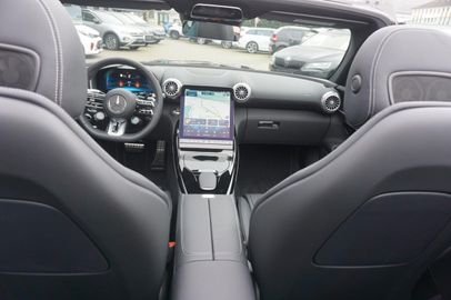 Car image 23