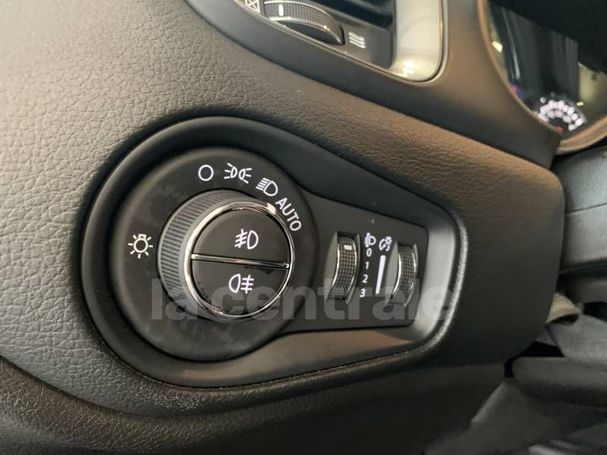 Jeep Renegade 1.0 Limited 88 kW image number 19