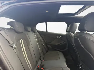 Car image 35