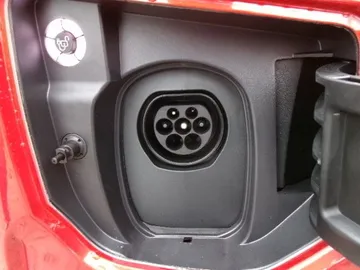Car image 34