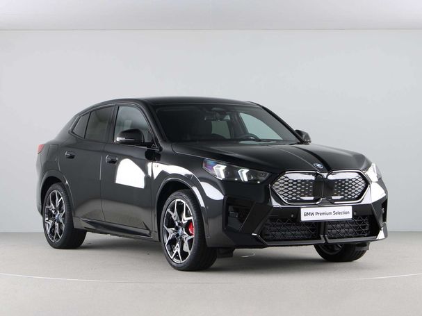 BMW iX2 xDrive30 M Sport Pro 225 kW image number 7