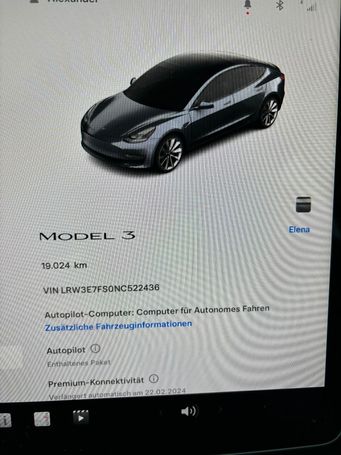 Tesla Model 3 239 kW image number 7