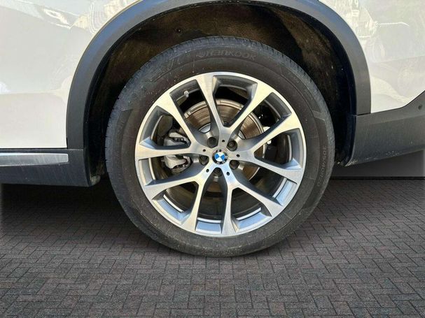 BMW X5 xDrive25d xLine 170 kW image number 17