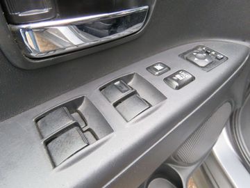 Car image 33