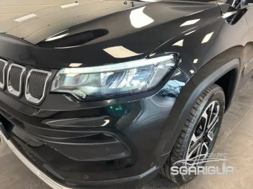 Car image 33