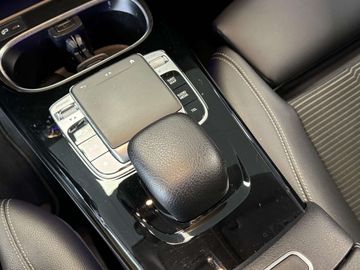 Car image 37