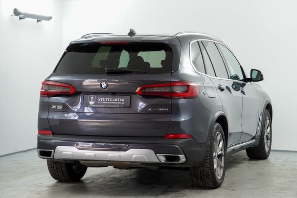 BMW X5 xDrive 195 kW image number 6