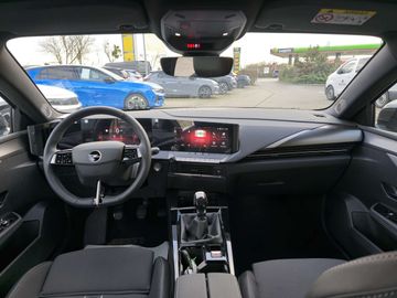 Car image 24