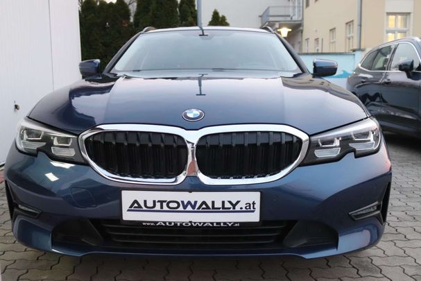 BMW 320d Touring xDrive 140 kW image number 2