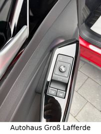 Car image 38