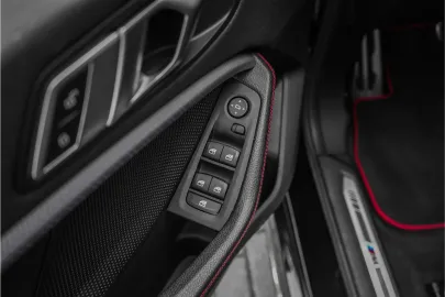 Car image 47