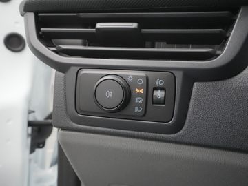 Car image 38