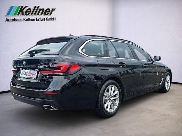 BMW 520d Touring xDrive 140 kW image number 3