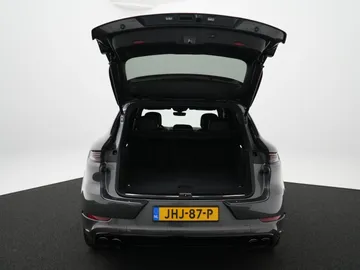 Car image 50
