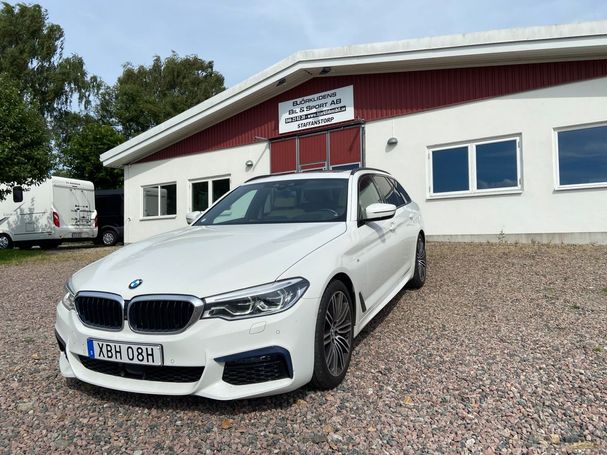 BMW 540i Touring steptronic xDrive M Sport 250 kW image number 1