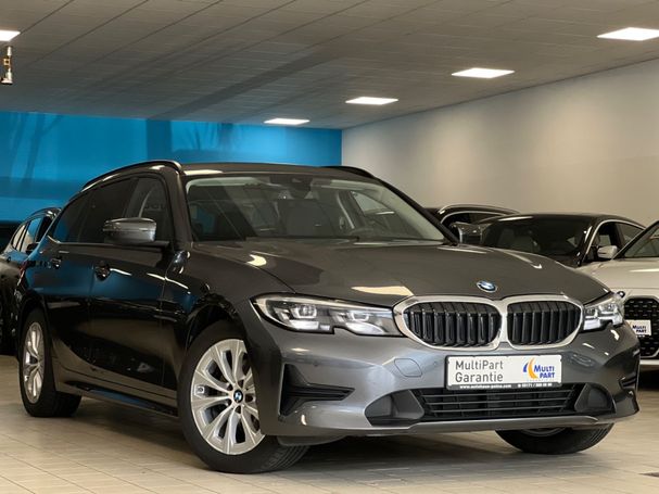 BMW 320d Touring xDrive 140 kW image number 27