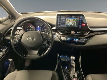 Car image 11