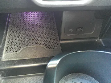 Car image 41