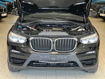 Car image 33