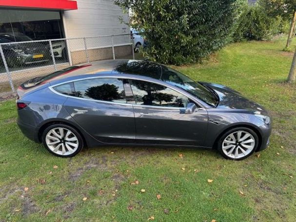 Tesla Model 3 Long Range AWD 258 kW image number 21